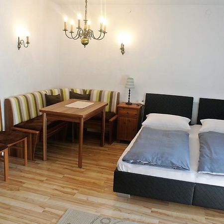 Apartamento Haus Stratton Innsbruck Exterior foto